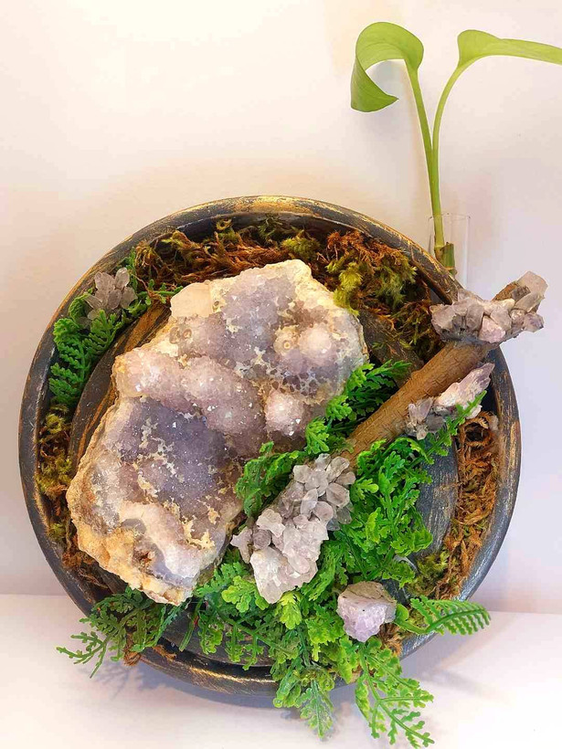 تابلو دکوراتیوباگلدان شیشه ای ،دیواری ورومیزی باسنگ آمیتیست طبیعی