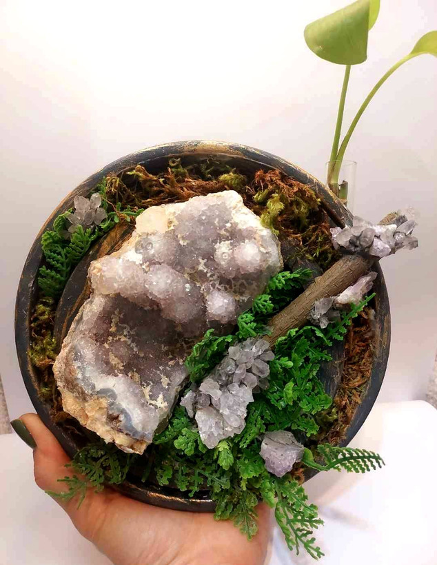 تابلو دکوراتیوباگلدان شیشه ای ،دیواری ورومیزی باسنگ آمیتیست طبیعی