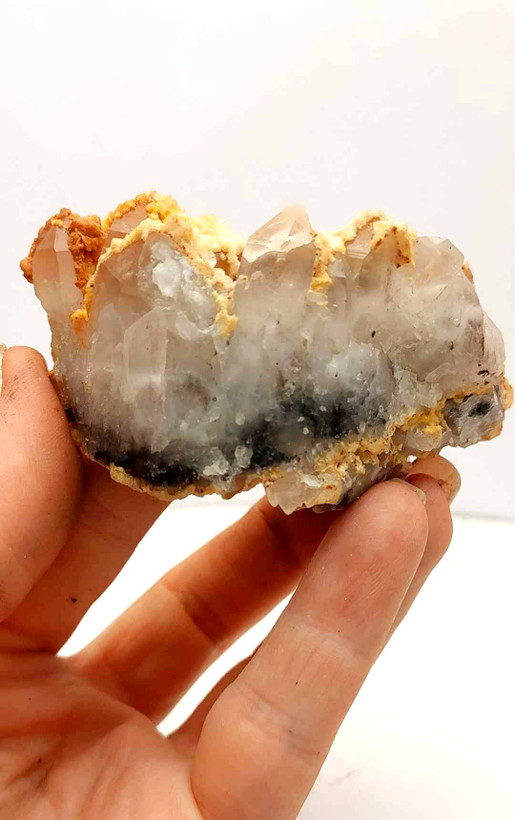 سنگ کلاستر کوارتز با همرشتی دولومیت ، k46
