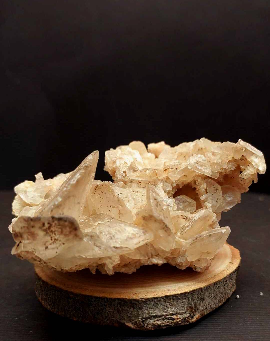 سنگ کلکسیونی رز صحرا اصل و طبیعیDesert Rose